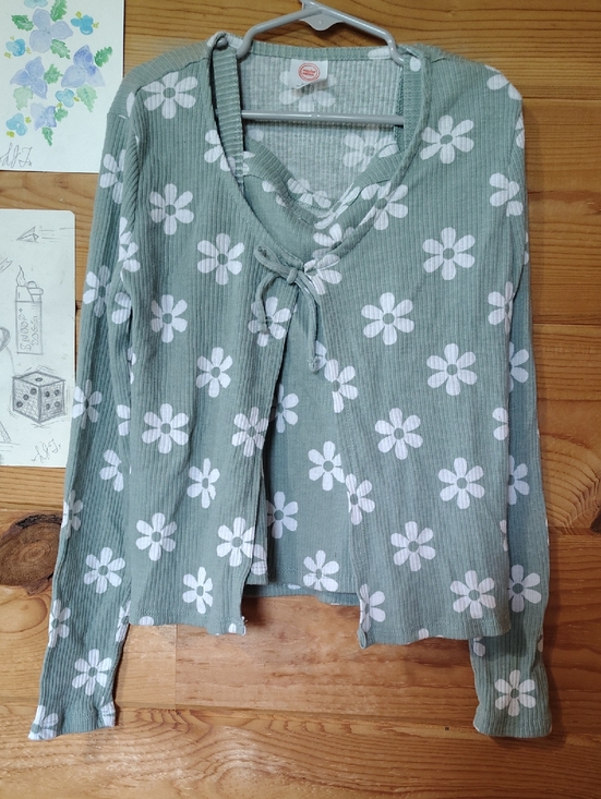 wonder nation Other - wonder nation Sage Green Ditsy Daisy Tie-Front Top